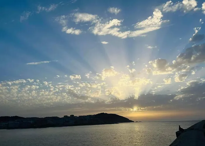 Centro, Playa Y Puesta De Sol